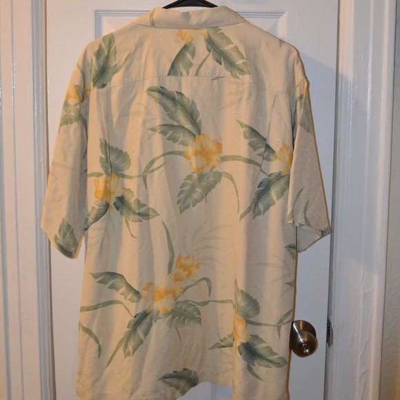 Tommy Bahama Men's Silk Summer Shirt - Picture 2 of 5